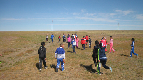 Mongolian Children running 