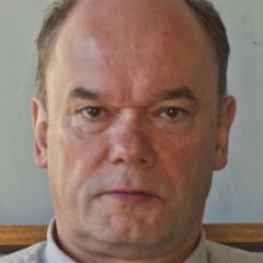 Dr. Burkhard  Quessel
