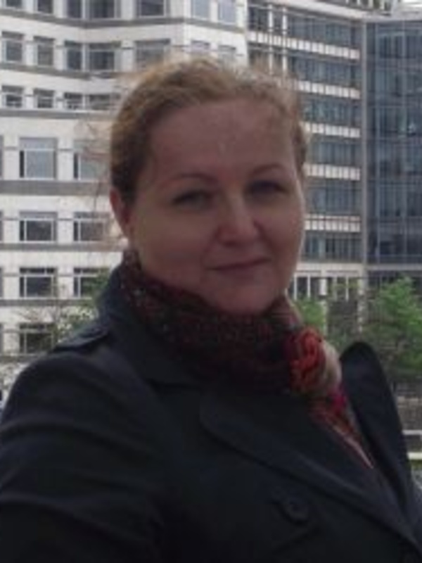 Dr  Natalia  Ryzhova